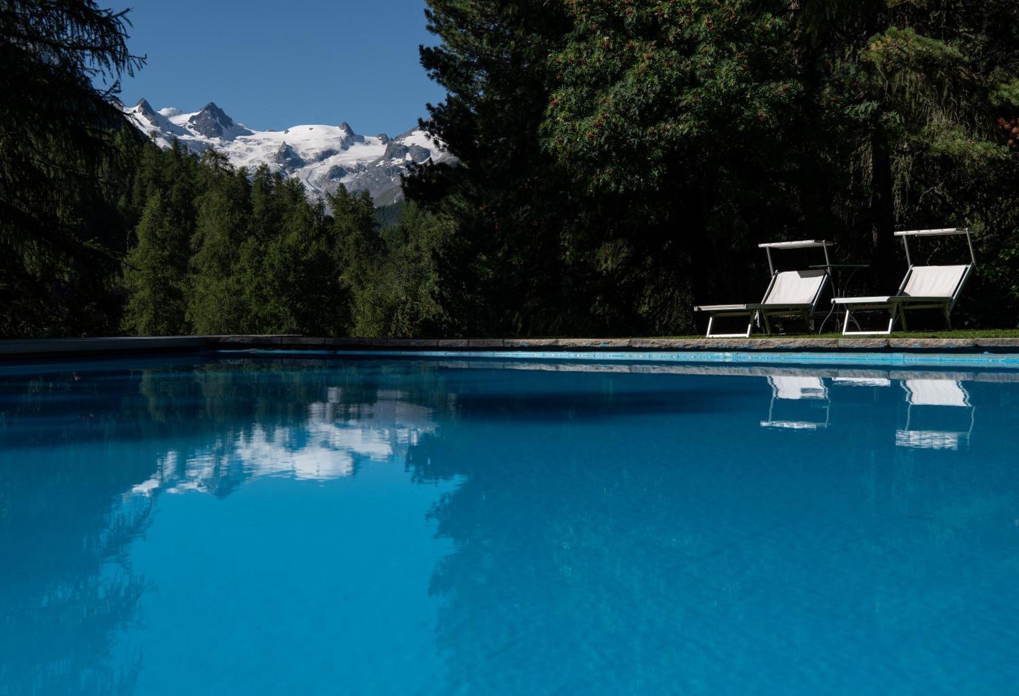Hotel Saratz